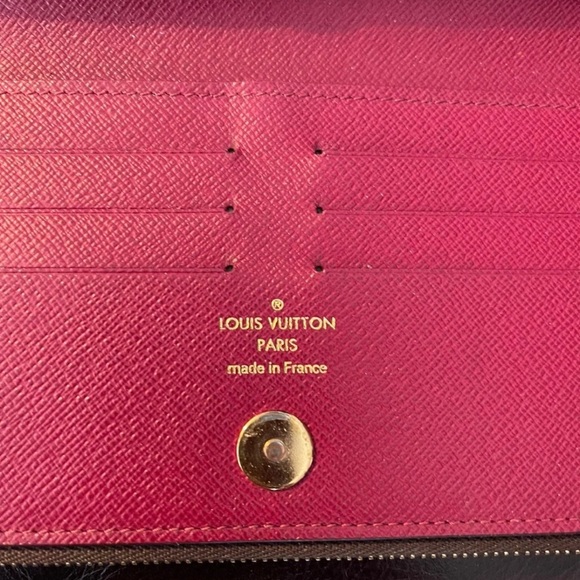 SOLD!!!Authentic Louis Vuitton Adele Wallet - Picture 7 of 9